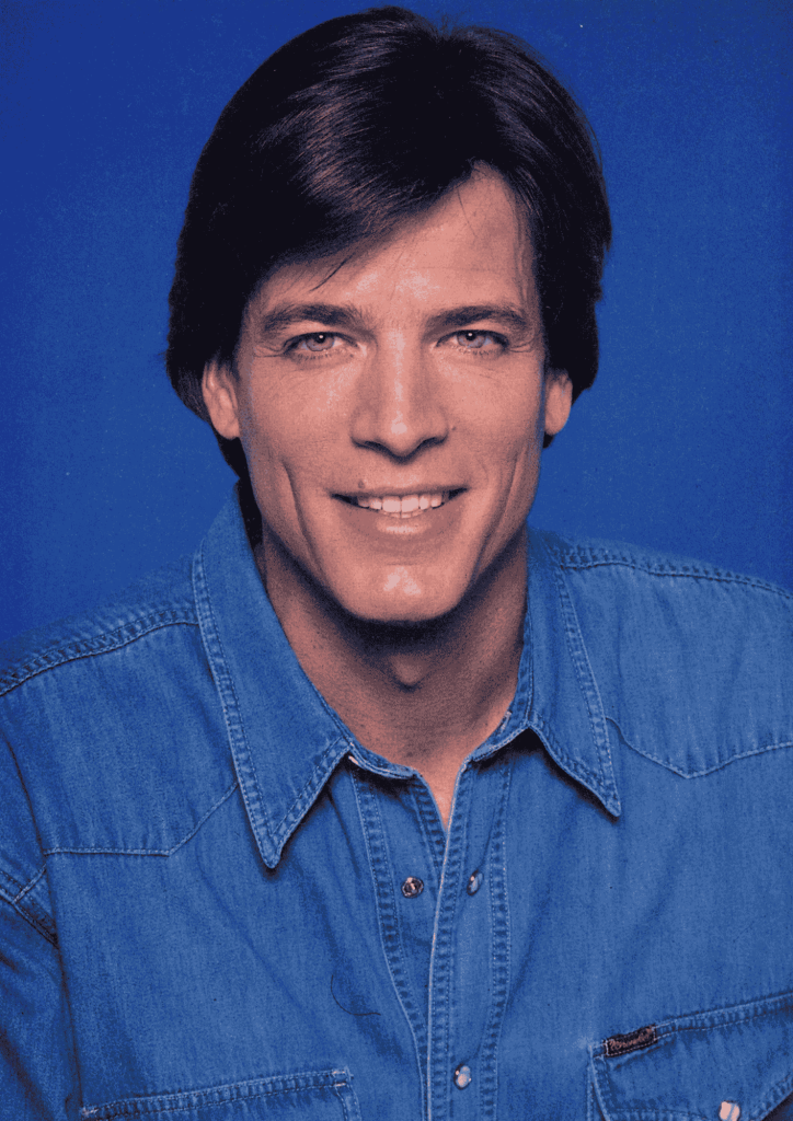 Bradley Cole, Daniel dans les filles d'à côté