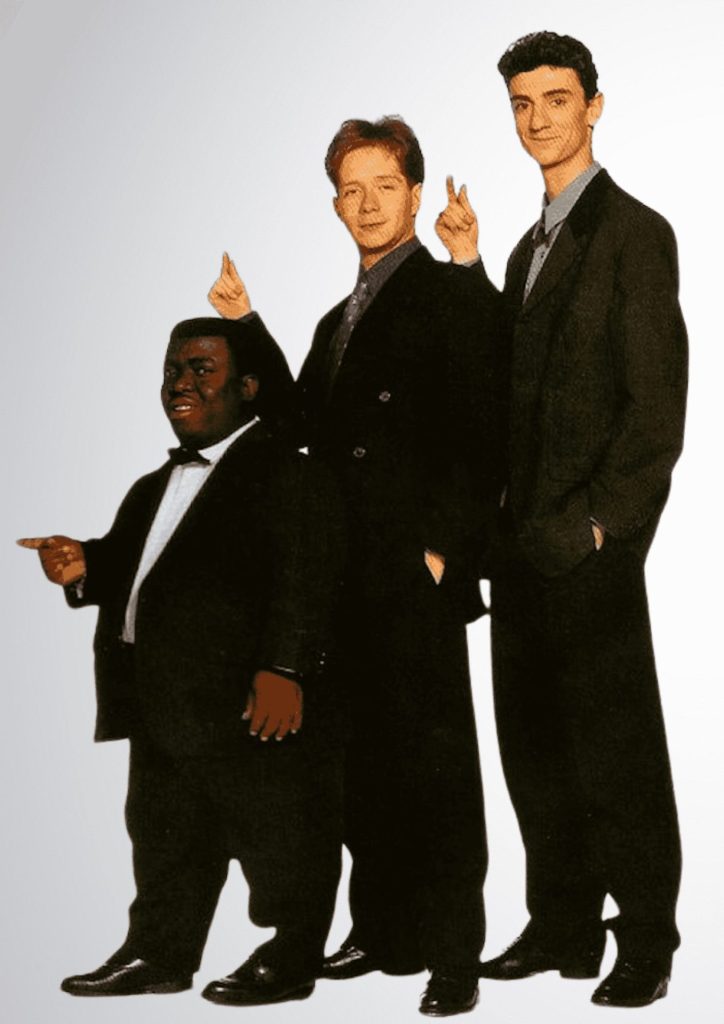 Giant Coocoo, Johnny et Ari