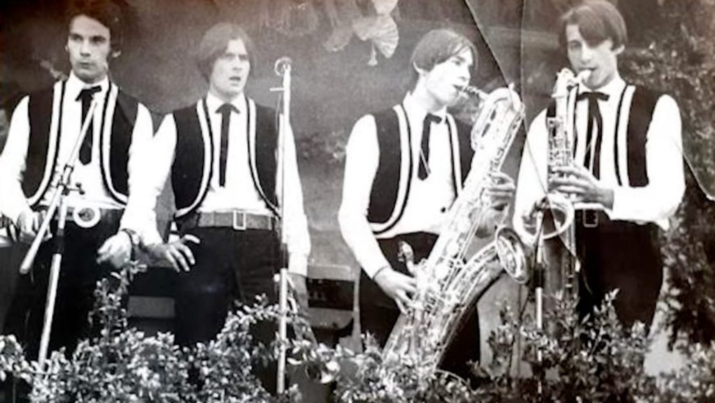 Jean-Paul Césari jeune et son groupe Les Daltons